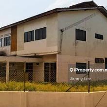Taman Selamat Kuantan  / 2 Storey Corner Lot