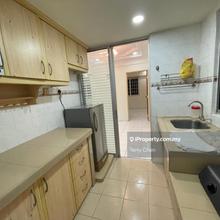 Apartment Vista Serdang Seri Kembangan Bukit Serdang for sale 