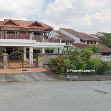 Luxury - 2 Sty Bungalow House @ Tun Dr Ismail KL Freehold, Spacious