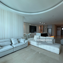 KLCC View. Private Lobby. Spacious 4 Bedrooms. Well Kept