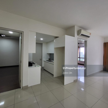 Subangjaya metropark/ Mainplace service residences ( few units) 4 Sale