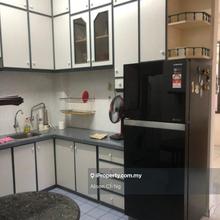 Low floor near Han Chiang school