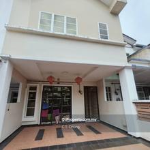 Mount Austin 2 Storey Terrace House