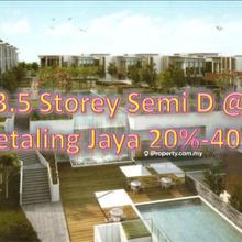 3.5 Storey Semi D @ Petaling Jaya