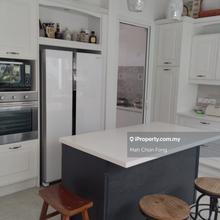 Terrace house for Sale