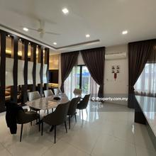 3 Storey Renovated Move-in Condition Bungalow with Lift