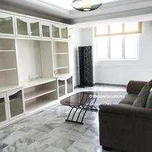 Low density condo, Cozy area, nice & move in condition, renovated
