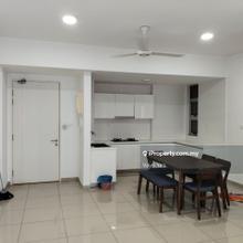 Partly furnished 3b2r near jade square, ready to move in 