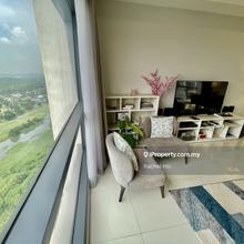 3 bedroom with gorgeous city skyline view