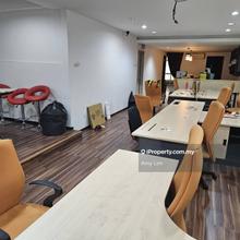 Bandar Puteri 1 Puchong Freehold 3 Storey Shop lot & P/F Office