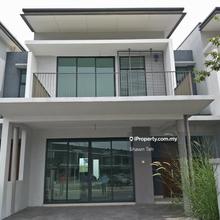 Terrace house for Sale