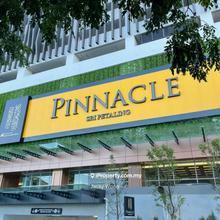 Pinnacle Condominium Sri Petaling serounding Shoplot and Banks