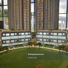 Condo, Walking distance to MRT
