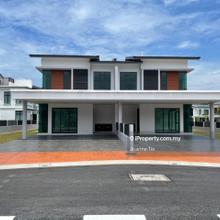 Semi-D house for Sale
