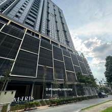 Freehold Completed Unit Brand New 