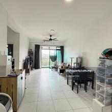 Sky Oasis Apartment, Setia Indah, 2 bedrooms, Partial furnished, gng