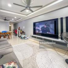 Rare unit for sale, Condo with Extra Garden, biggest unit, Freehold