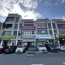 3 Storey shop