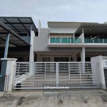 Great community. Near universities, schools, shops, and airports