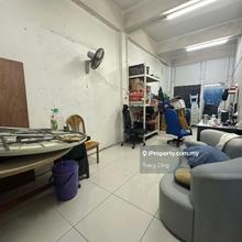 Kawasan Perindustrian Kota Puteri 1.5 Storey Semi D Factory For Sale