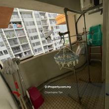 Desa Petaling Vantage Point Condo Mid Floor Hot Sale Reduced Price Now