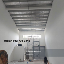 Big 1.5 Storey Link Factory in Telok Panglima Garang To Let!