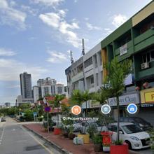 Ground floor shoplot for rent