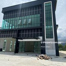 New Semi-D Factory for rent