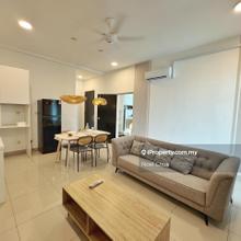Twin Galaxy Dual Key @ Fully Furnished & Renovated Unit For Sale