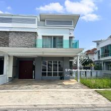 Anggun 2 Semi D