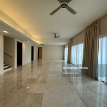 Dua Residency duplex. 600m to KLCC park & golf course. 1km to iskl. 