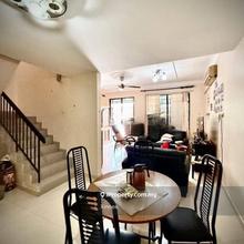 Best Unit Double Storey Terrace 2000sf Partly Furnished Extended Unit