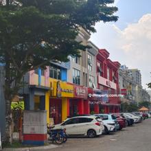 Below Market Value 3 Storey Shop at Subang Impian For Sale