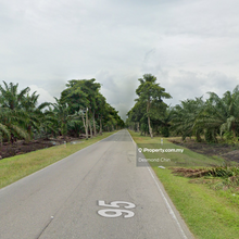 Kukup 1 Acre Bungalow Land with Building For Sale