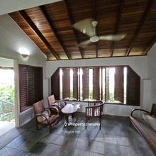 Garden unit with quiet greenery view