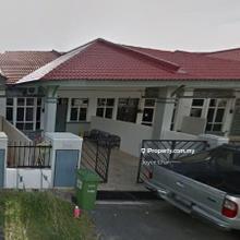 Rumah Teres/Rumah Berangkai 1 tingkat untuk dijual di Bandar Pusat