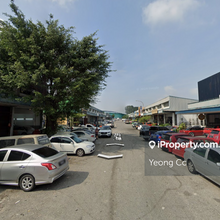 Single Storey Corner link Factory for Rent