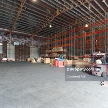 Warehouse Fully Equipped at Sejingkat near Senari Port