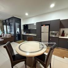 Luxury Condo , Fully Furnished , Quite Good Condition 
