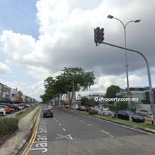 Taman Pelangi Jalan Serampang Double Storey Commercial Semi D Rent
