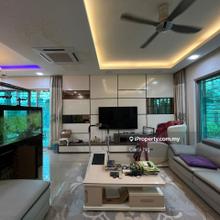 Fully Renovated Corner Super Link House