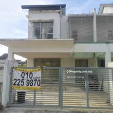 Terrace house for Sale