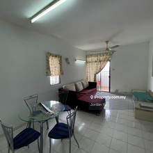 High floor nice KL view unit 