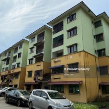 Lily & Jasmine 3-Bedrooms Apartment For Sale
