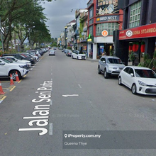 Kulai Corner Shop Jalan Seri Putra Johor 