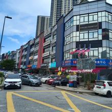 Corner unit with 5.2% ROI