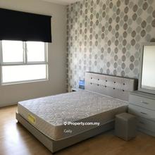 Resort style condo family orientated near schools ,restaurants 