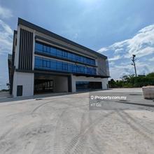 Big Build Up Factory Warehouse 3 Storey Office Facing Main Road