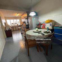 Charming Renovated 2 Storey Link Home @ Ss24, Taman Megah
