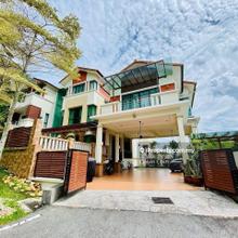 With private lift, fully renovated